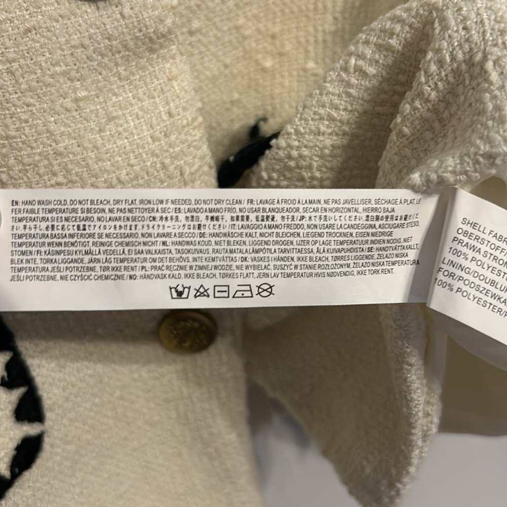 MOON RIVER
Ivory Lady Jacket - Picture 7 of 11